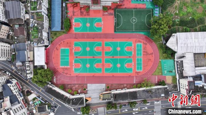 广东探索镇校体育共享工