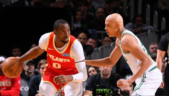 库明加首场失利致老鹰三连胜终结 老鹰客场负凯