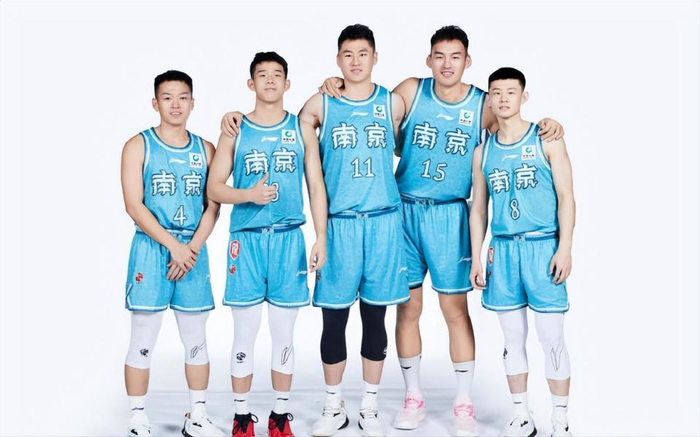 南京同曦三连败排名跌至第17位，季后赛无望面临