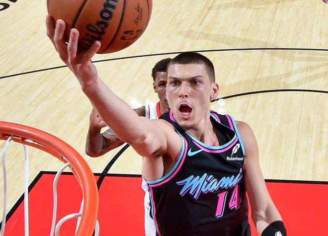 谢泼德23+14+4抢断率队险胜热火 杜兰特登历史得分