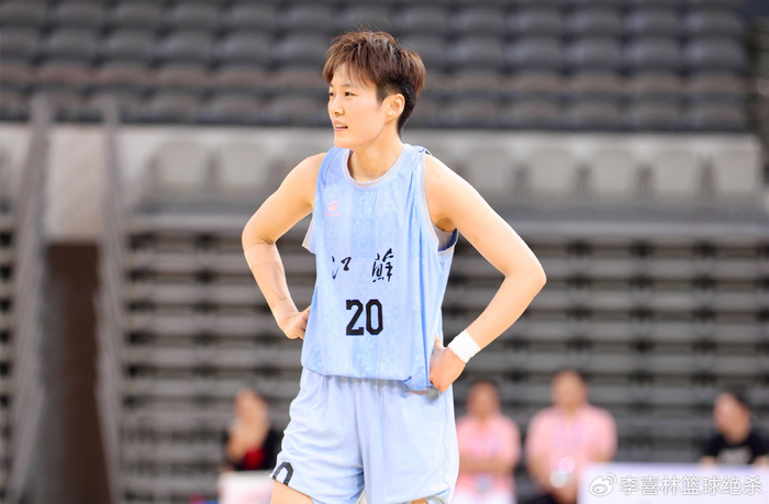 孙宇三分火力助江苏女篮逆转四川女篮