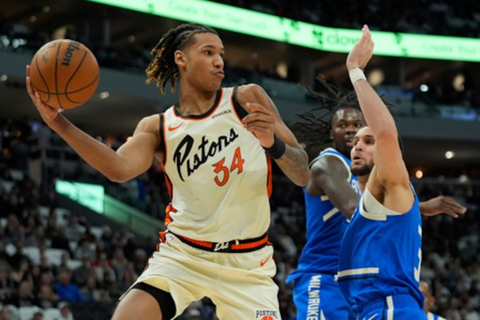 活塞裁掉次轮新秀转正双向老将 建队思路显成效