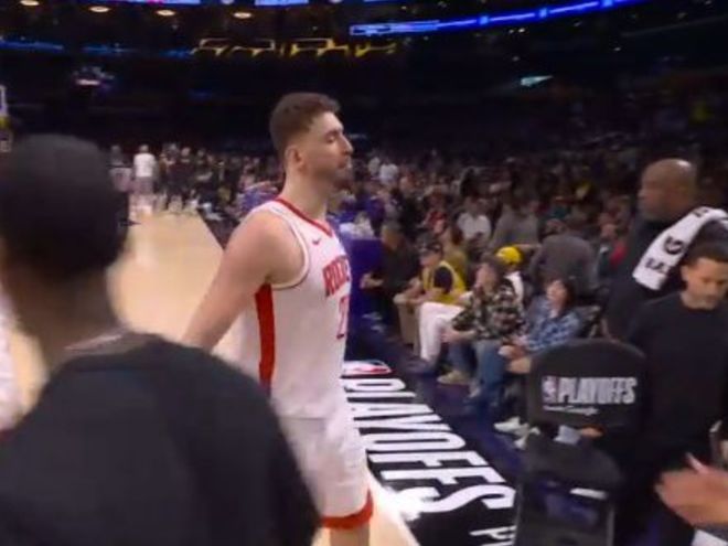 火箭0-2落后湖人 新三巨头强势碾压杜兰特复出阵